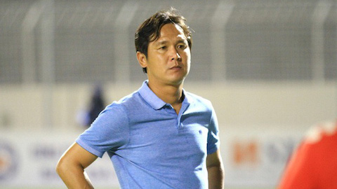 HLV Nguyễn Minh Phương bị cấm chỉ đạo 2 trận